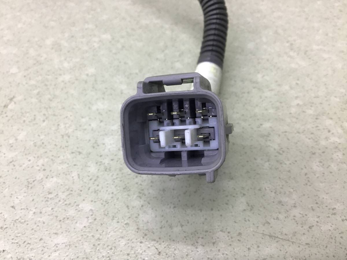 Рейка топливная (рампа) Toyota Land Cruiser (J300) 2021>