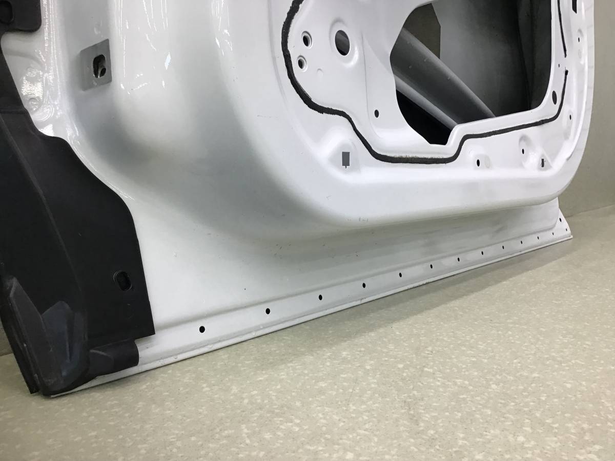 Дверь передняя правая BMW X1 F48 2014> Дверь передняя правая BMW X1 F48 2014>