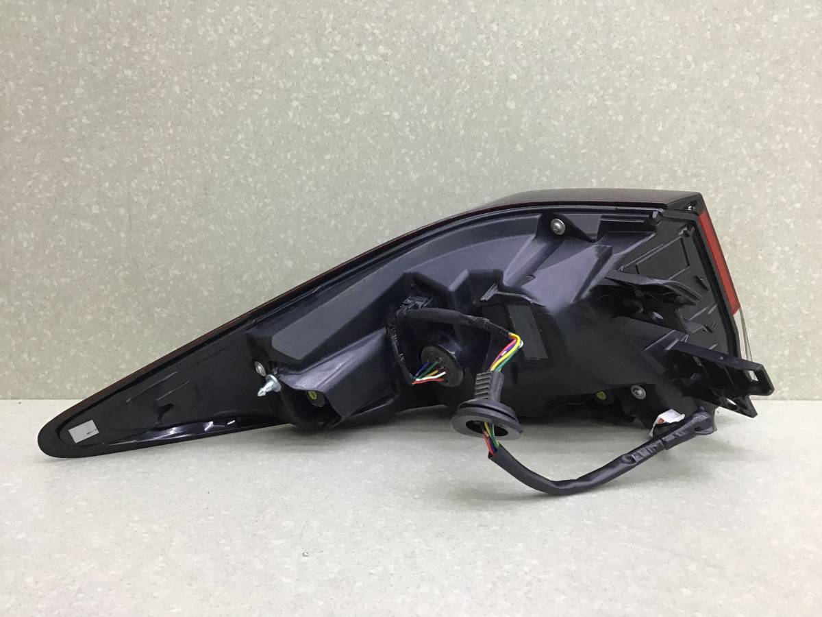 Фонарь задний наружный правый Lexus RX 350 (AGL20W) 2015-2022 Фонарь задний наружный правый Lexus RX 350 (AGL20W) 2015-2022