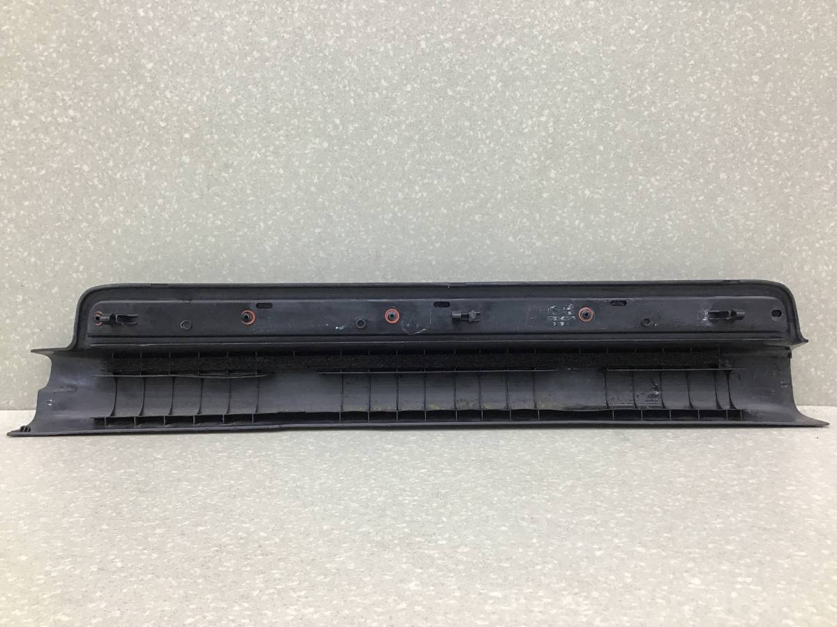 Накладка порога (внутренняя) Toyota Avensis (T250) 2003-2009 Накладка порога (внутренняя) Toyota Avensis (T250) 2003-2009