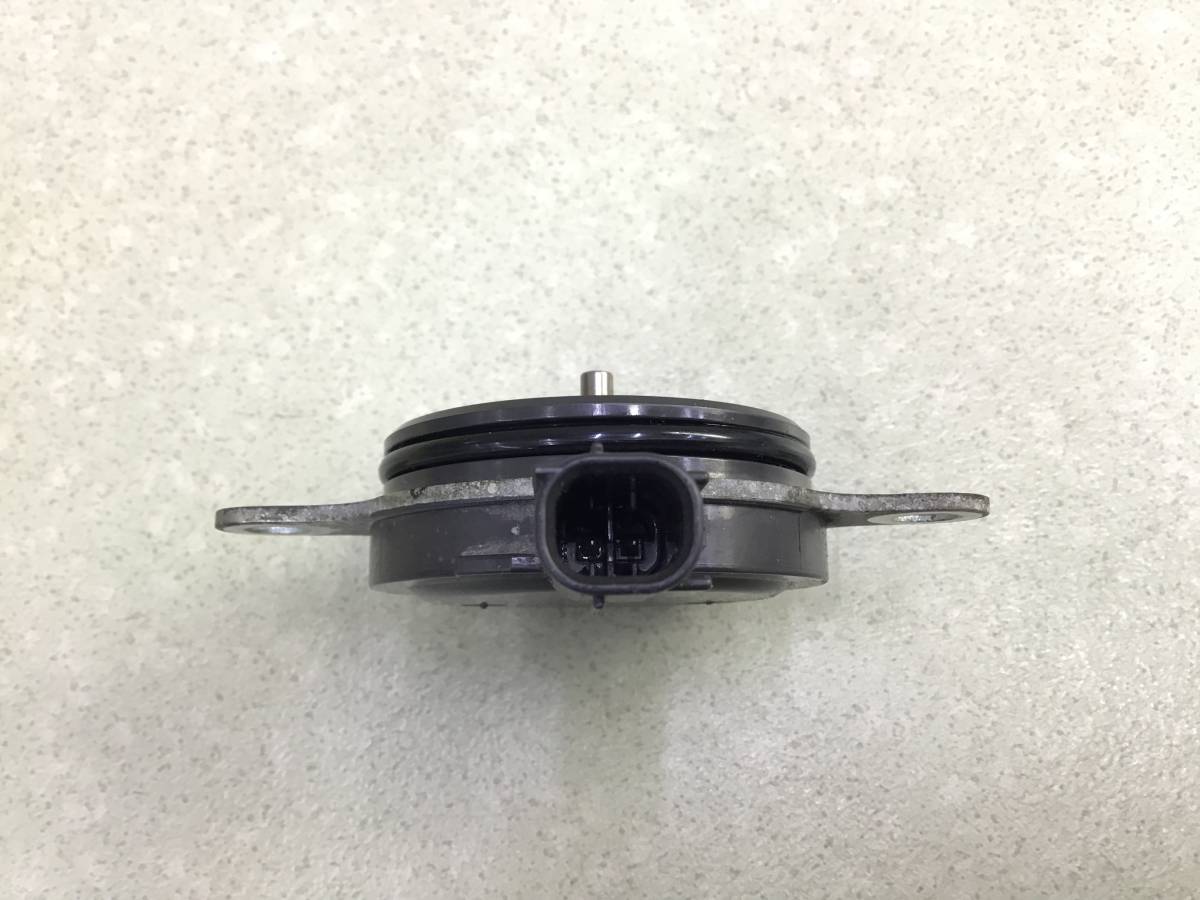 Клапан электромагн. изменения фаз ГРМ Toyota Land Cruiser (J300) 2021>