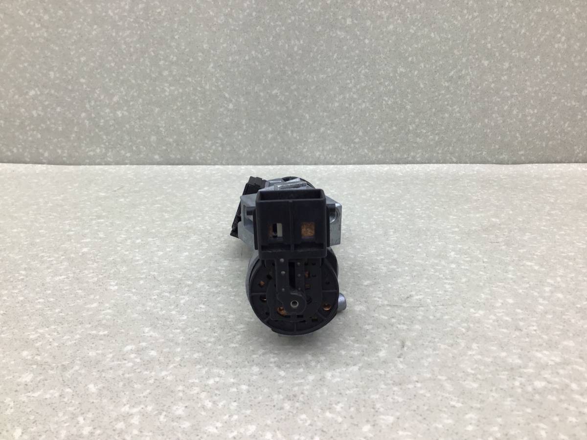 Замок зажигания Ford Focus 2 (CB4) 2004-2008 Замок зажигания Ford Focus 2 (CB4) 2004-2008