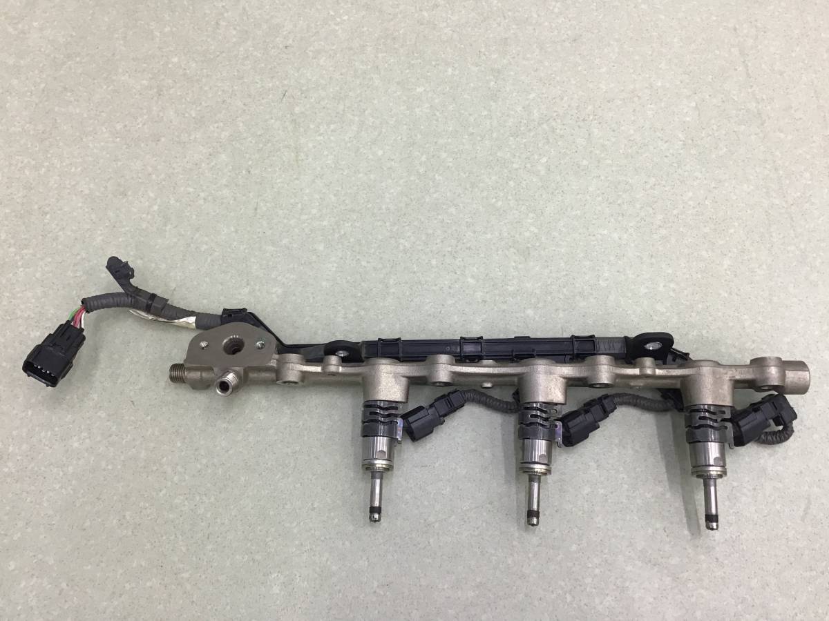 Рейка топливная (рампа) Toyota Land Cruiser (J300) 2021>