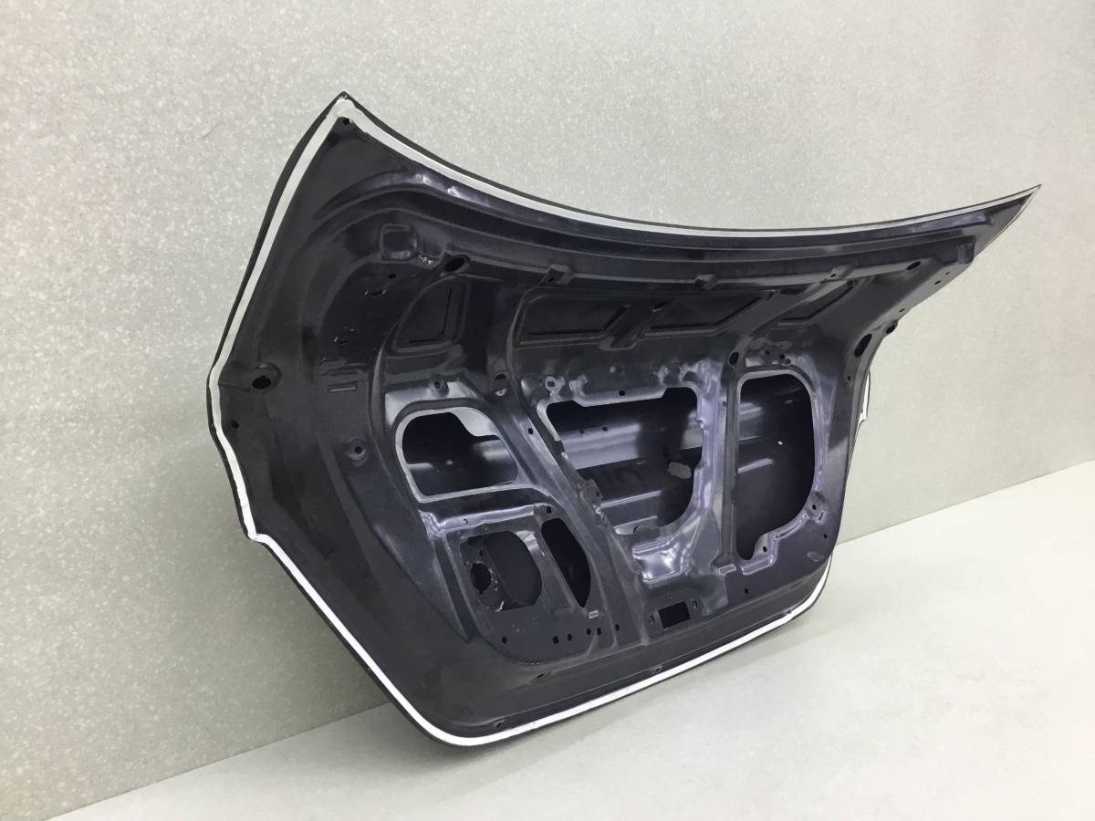 Крышка багажника Hyundai Solaris 1 (RB) 2010-2017 Крышка багажника Hyundai Solaris 1 (RB) 2010-2017