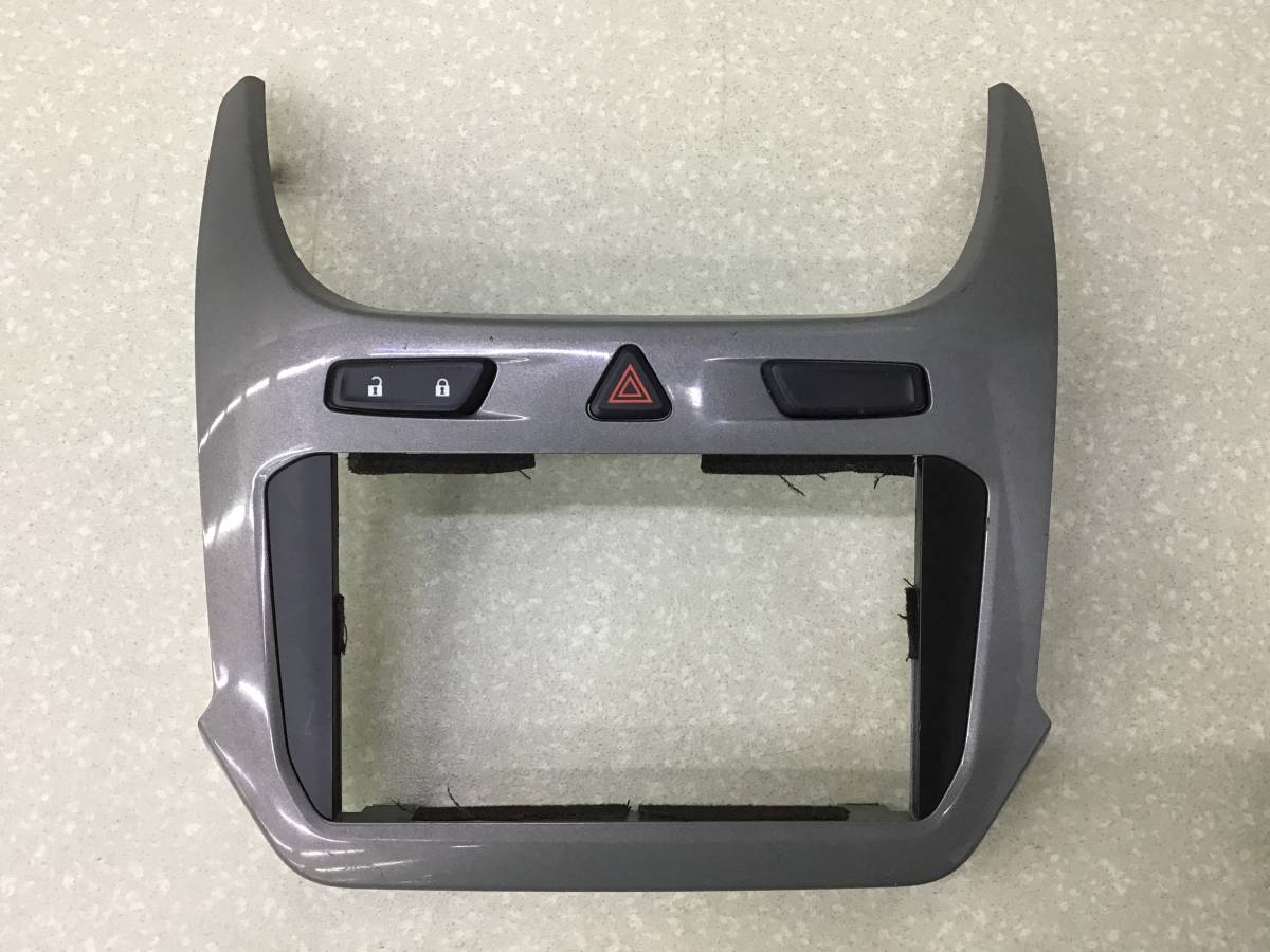 Рамка магнитолы Chevrolet Cobalt (T250) 2011-2015 Рамка магнитолы Chevrolet Cobalt (T250) 2011-2015