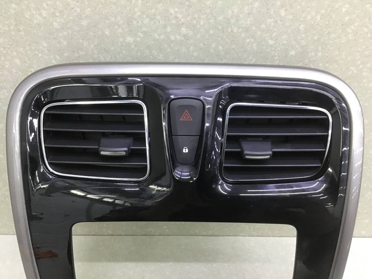 Рамка магнитолы Renault Logan (2) 2014>
