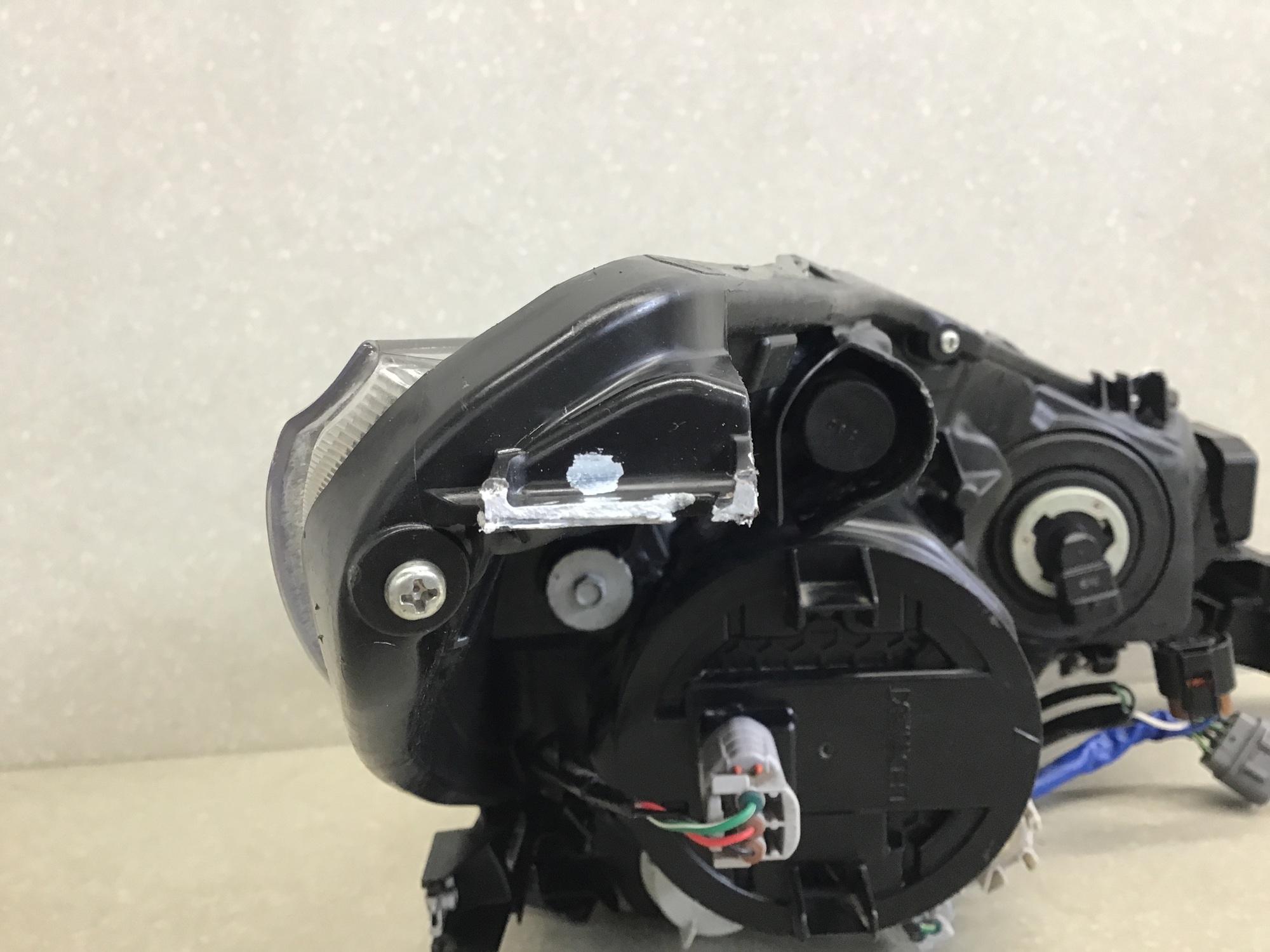 Фара левая Subaru Legacy (B14) 2010-2015 Фара левая Subaru Legacy (B14) 2010-2015