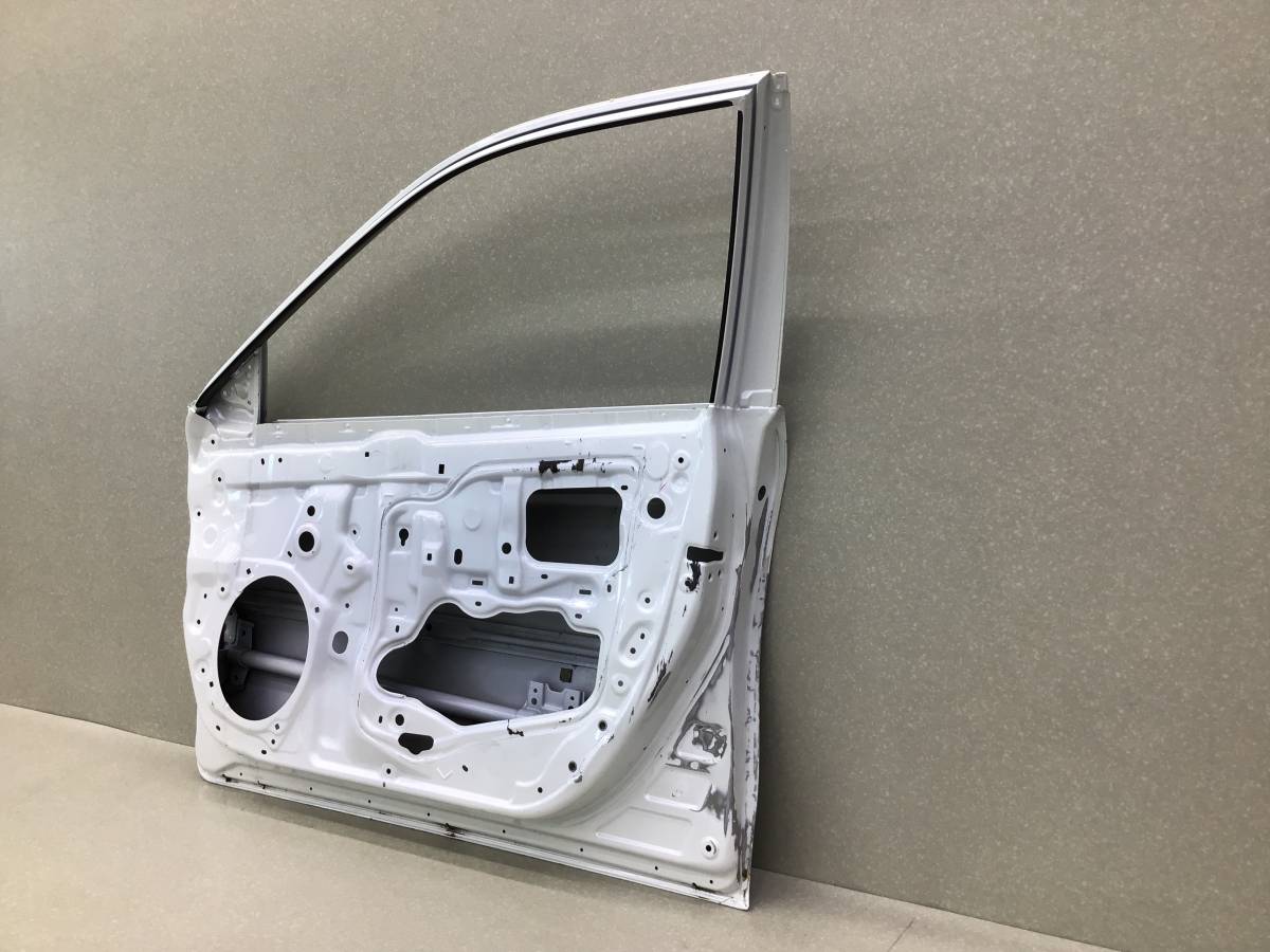 Дверь передняя правая Toyota Camry (V50) 2011-2017 Дверь передняя правая Toyota Camry (V50) 2011-2017