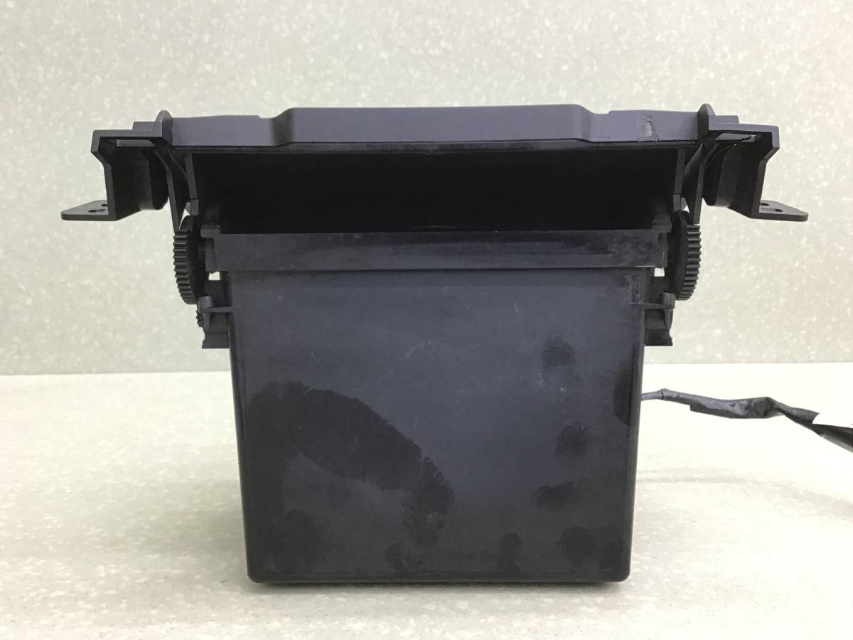 Бардачок Suzuki SX4 (JYB) 2013-2021 Бардачок Suzuki SX4 (JYB) 2013-2021