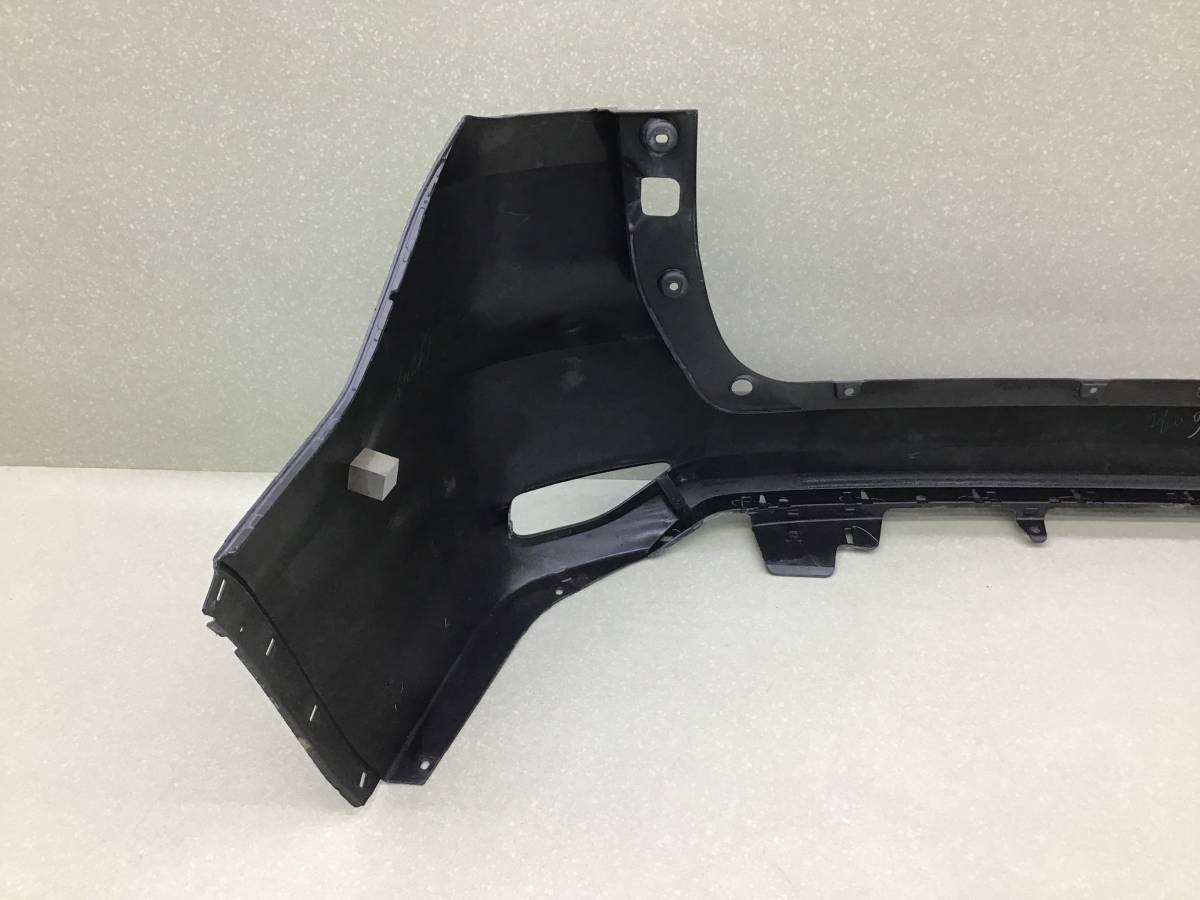 Бампер задний Toyota Fortuner (GUN156, TGN156) 2015-н.в. Бампер задний Toyota Fortuner (GUN156, TGN156) 2015-н.в.