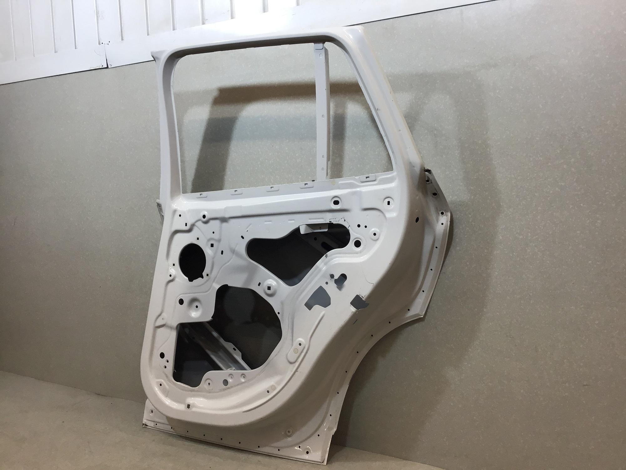 Дверь задняя правая, BMW X1 F48 2014> Дверь задняя правая, BMW X1 F48 2014>