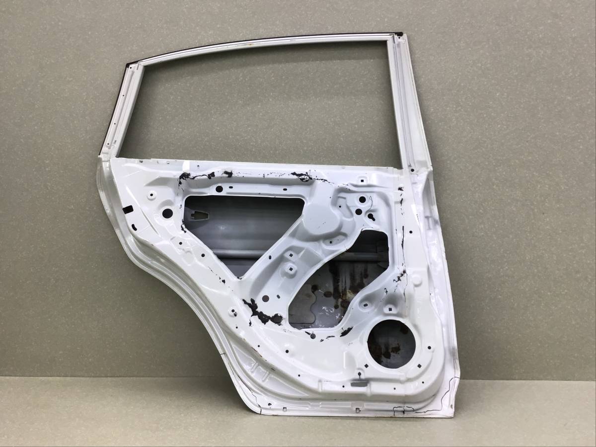 Дверь задняя левая Subaru Impreza (G13/G23) 2012-2016 Дверь задняя левая Subaru Impreza (G13/G23) 2012-2016