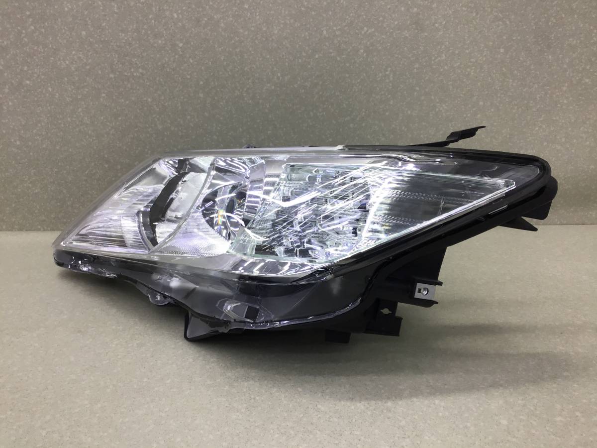 Фара левая Toyota Camry (V50) 2011-2017 Фара левая Toyota Camry (V50) 2011-2017