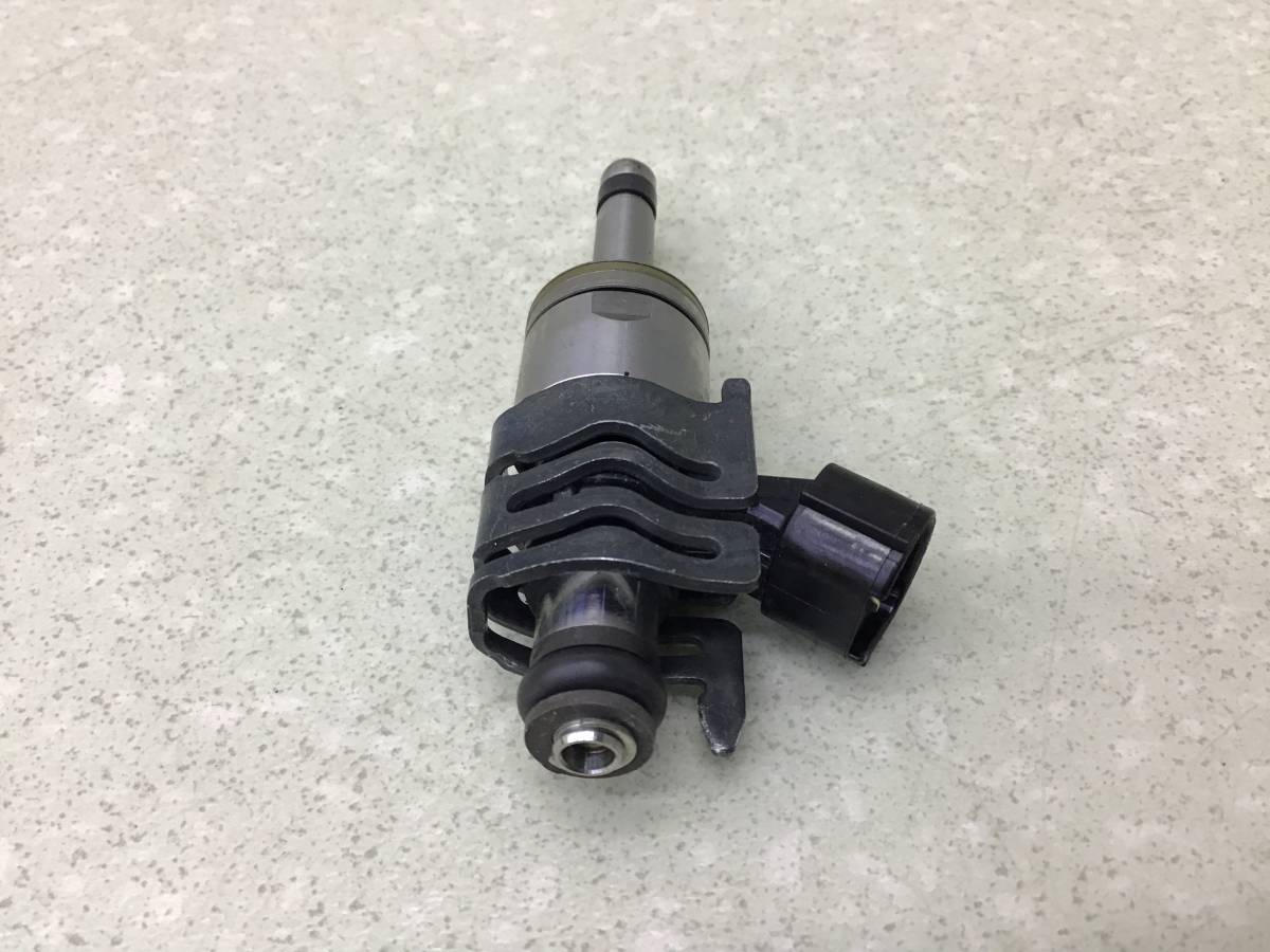 Форсунка инжекторная электрическая Toyota Land Cruiser (J300) 2021>