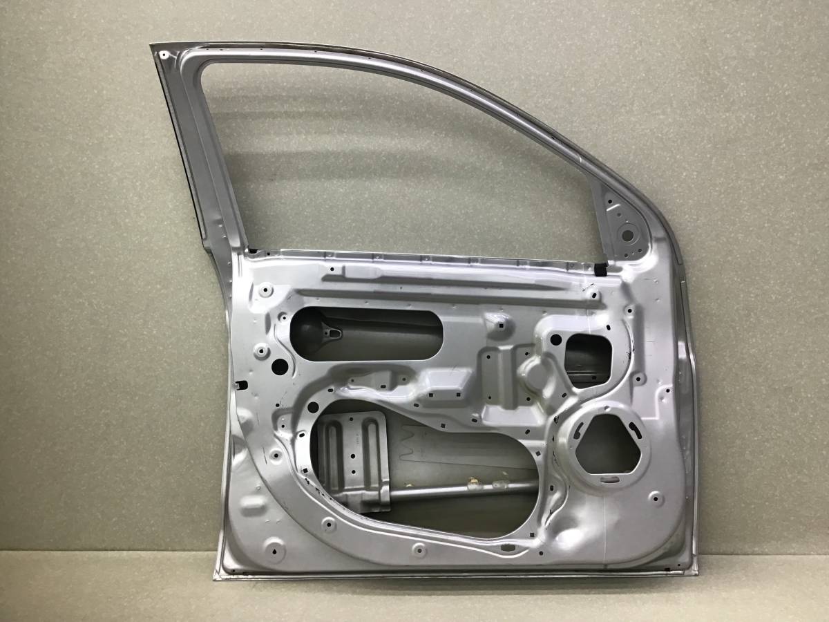 Дверь передняя левая Mitsubishi ASX (GA1W) 2010-2016 Дверь передняя левая Mitsubishi ASX (GA1W) 2010-2016
