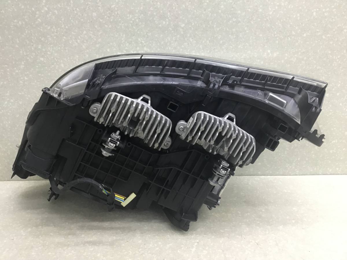 Фара правая BMW 3-series GT (F34) 2013-2020