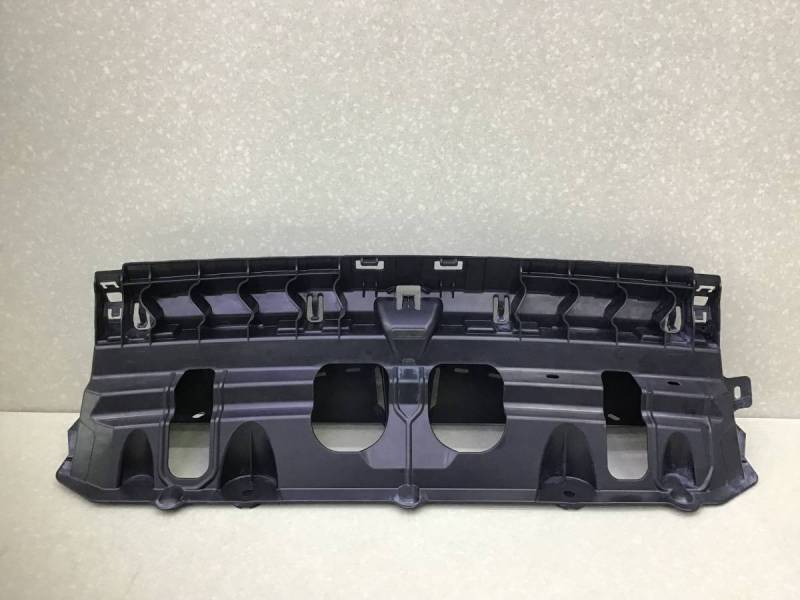 Кронштейн заднего бампера BMW X5 G05 2018> Кронштейн заднего бампера BMW X5 G05 2018>