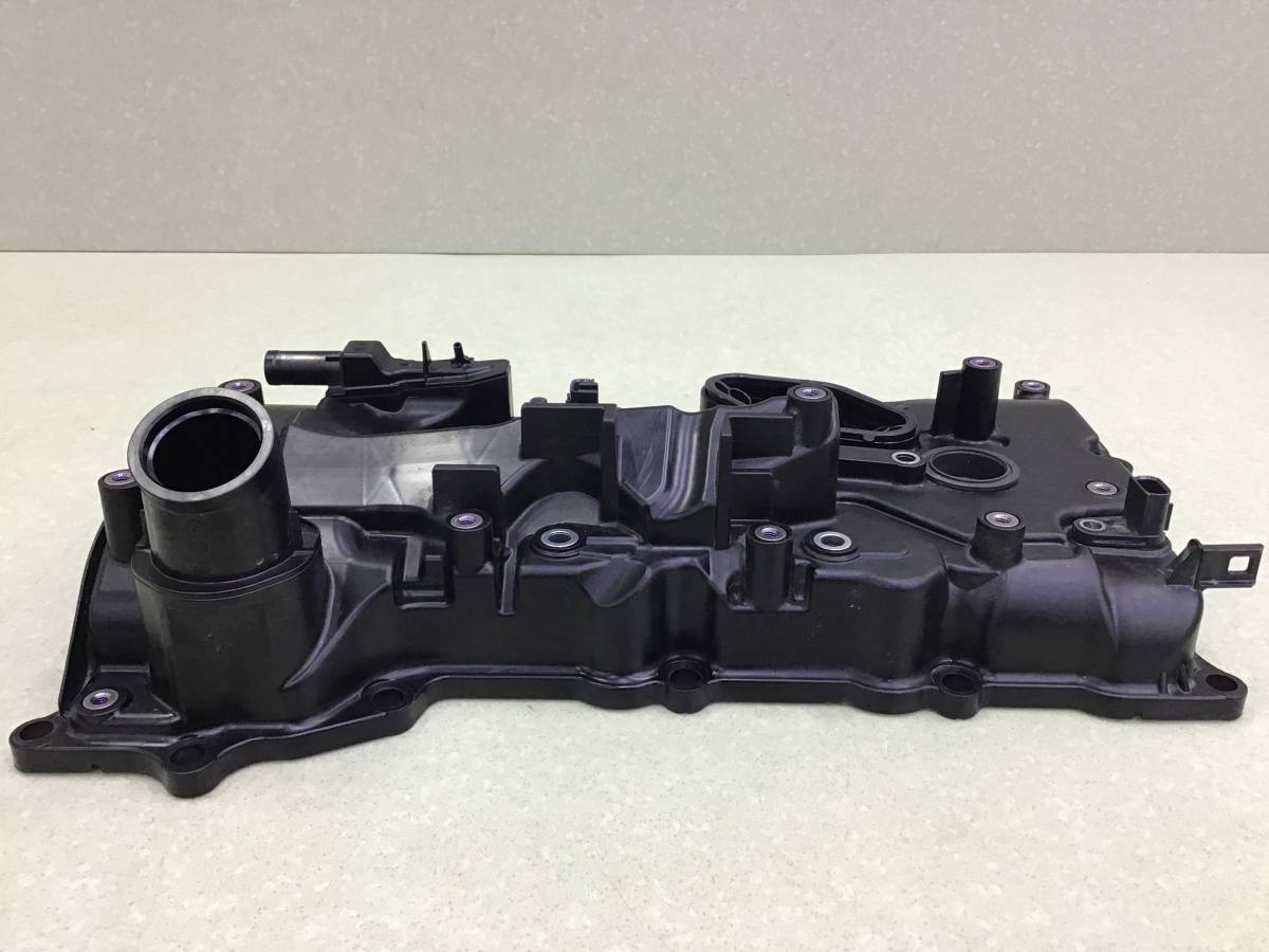 Крышка головки блока (клапанная) Toyota Land Cruiser (J300) 2021>