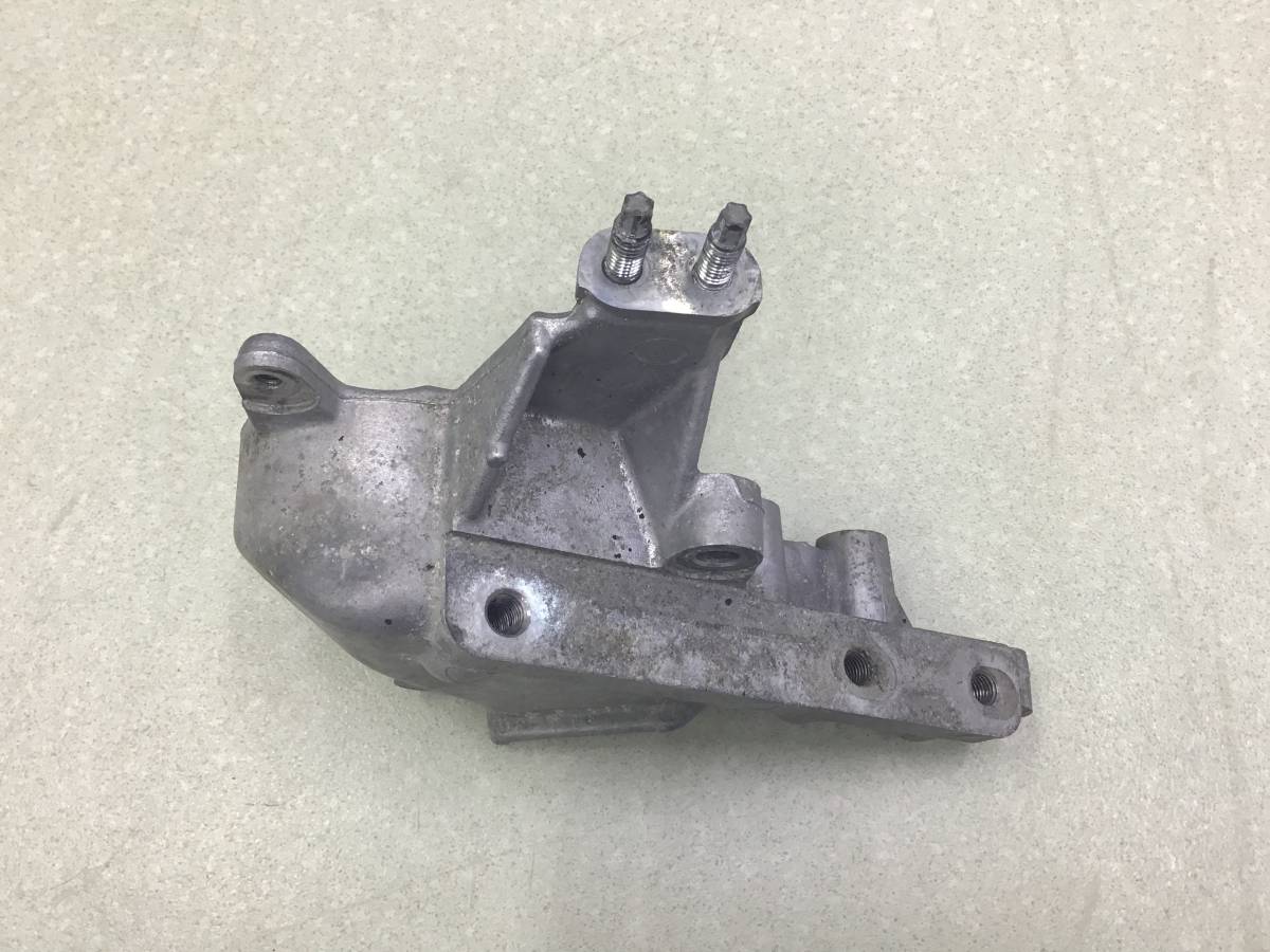 Кронштейн двигателя левый Toyota Highlander (U50) 2013-2020