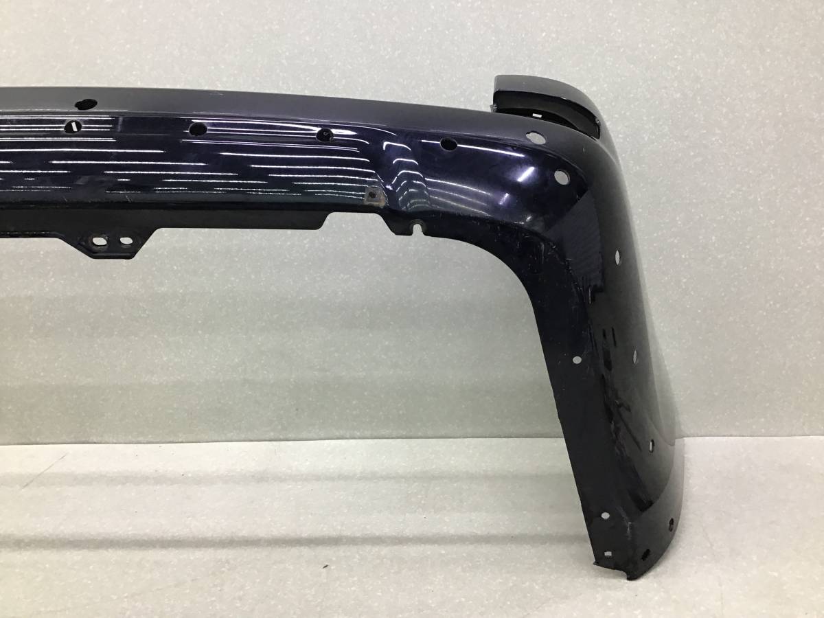 Бампер задний Toyota Land Cruiser 11 (VDJ200) 2007-2021 Бампер задний Toyota Land Cruiser 11 (VDJ200) 2007-2021