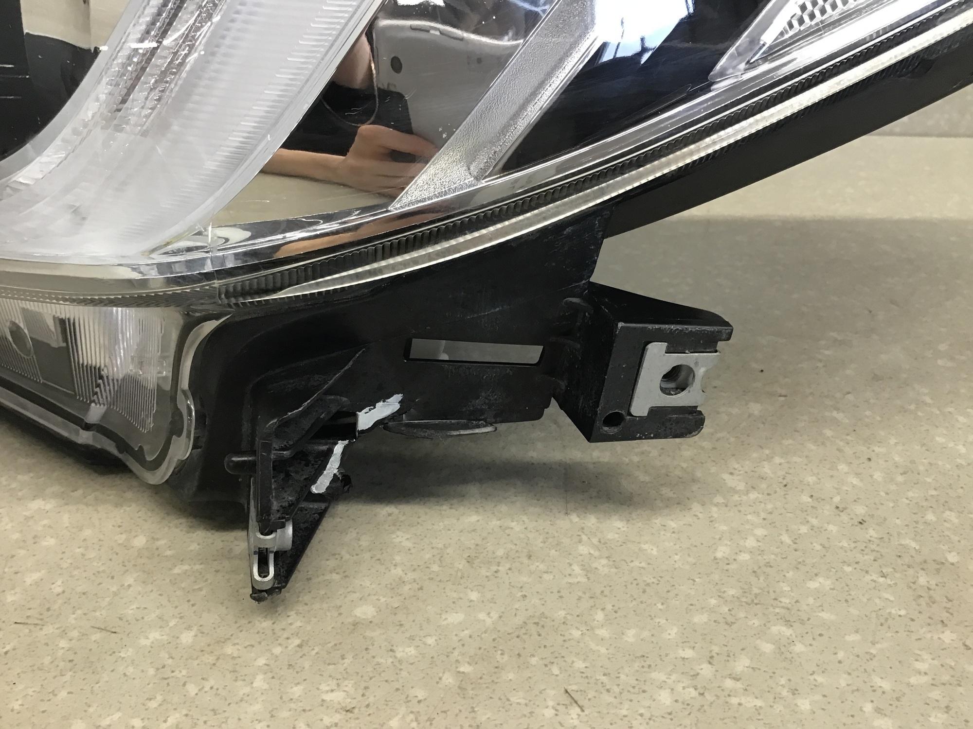 Фара левая Subaru Legacy (B14) 2010-2015 Фара левая Subaru Legacy (B14) 2010-2015