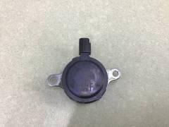 Клапан электромагн. изменения фаз ГРМ Toyota Land Cruiser (J300) 2021>