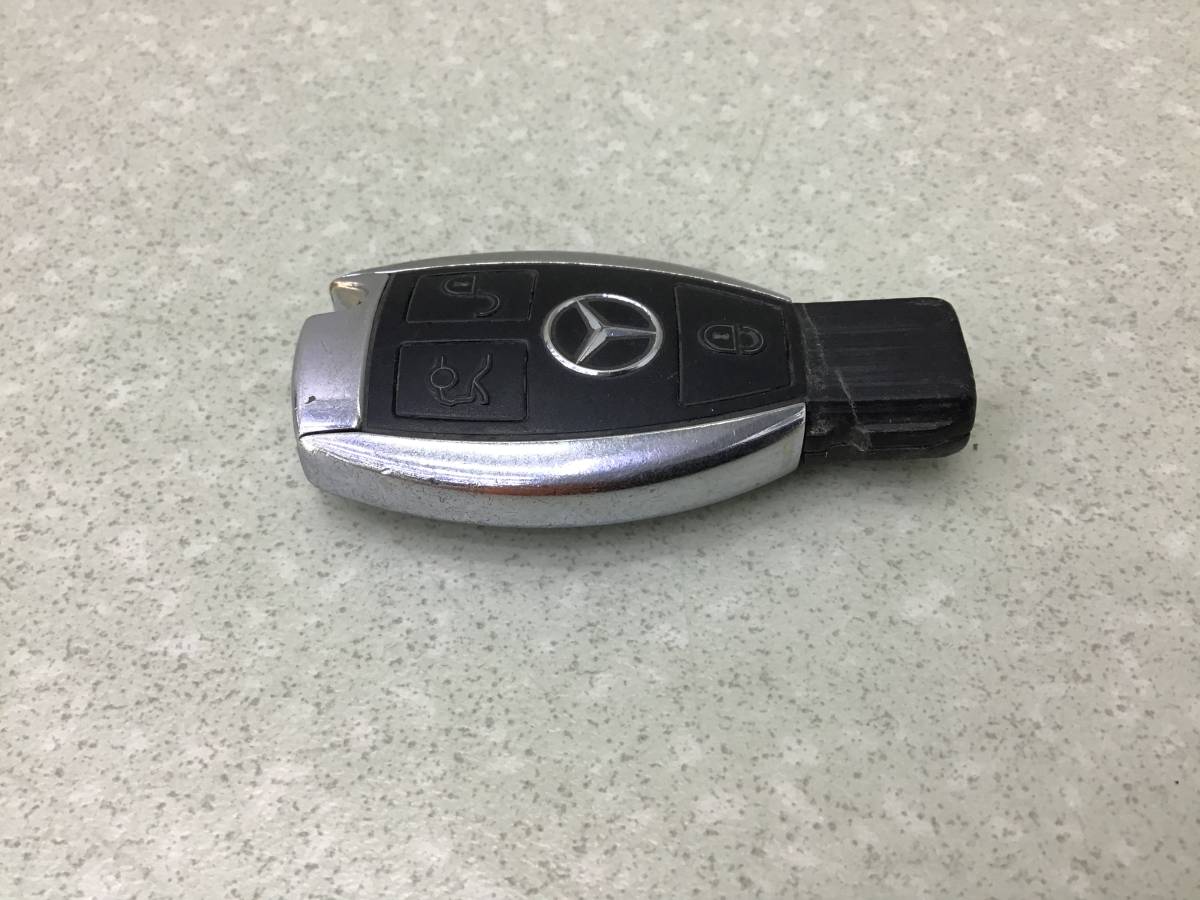 Считывающее устройство ключа Mercedes-Benz E-Class (W212) 2009-2016 Считывающее устройство ключа Mercedes-Benz E-Class (W212) 2009-2016