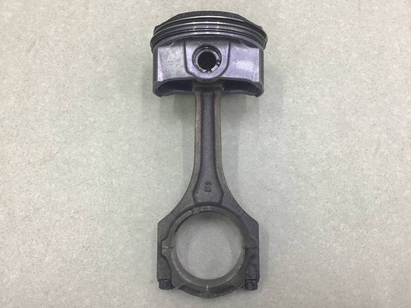 Поршень с шатуном Toyota Highlander (U50) 2013-2020