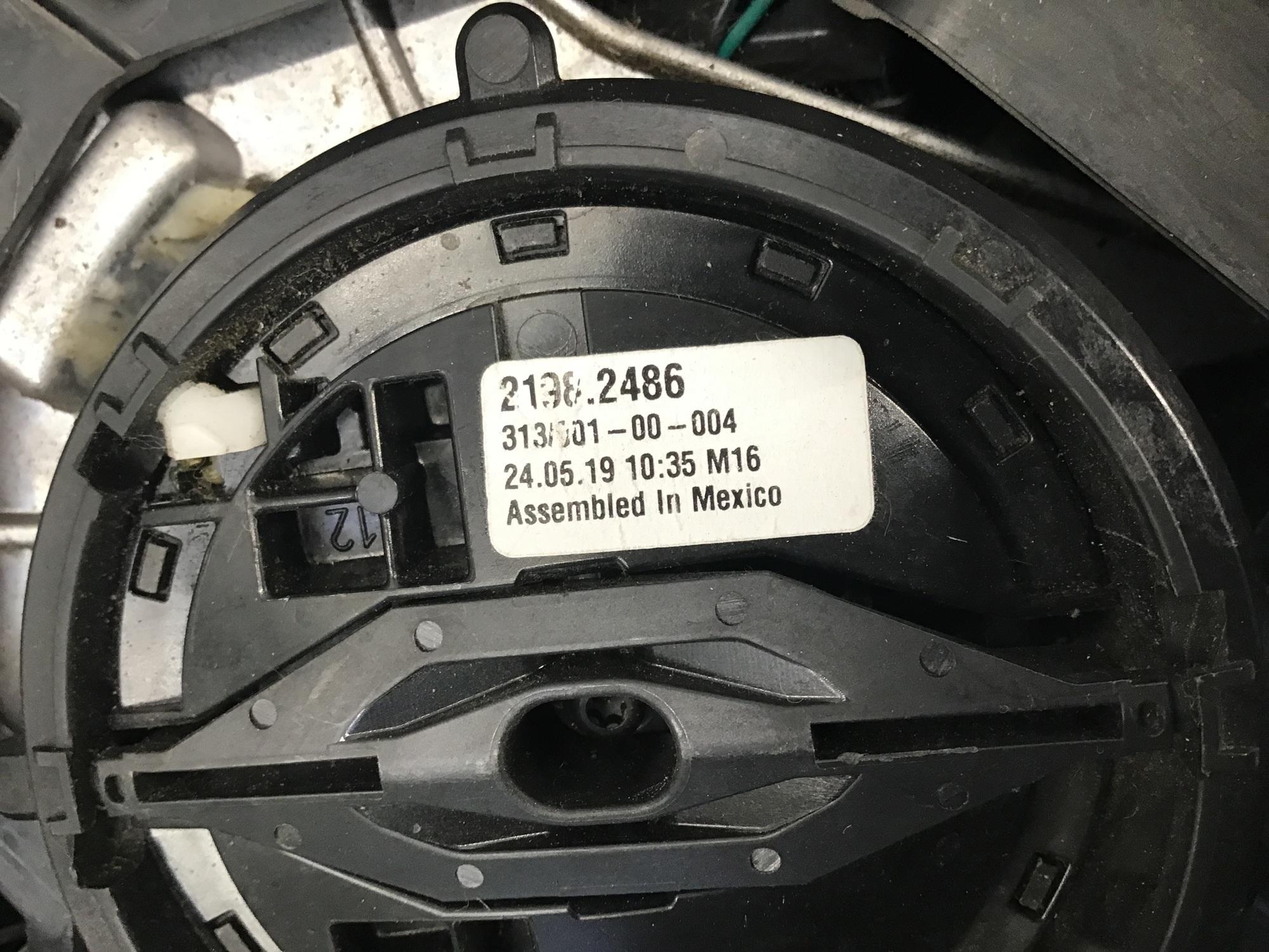 Зеркало правое электрическое Volkswagen Teramont (CA1) 2016> Зеркало правое электрическое Volkswagen Teramont (CA1) 2016>