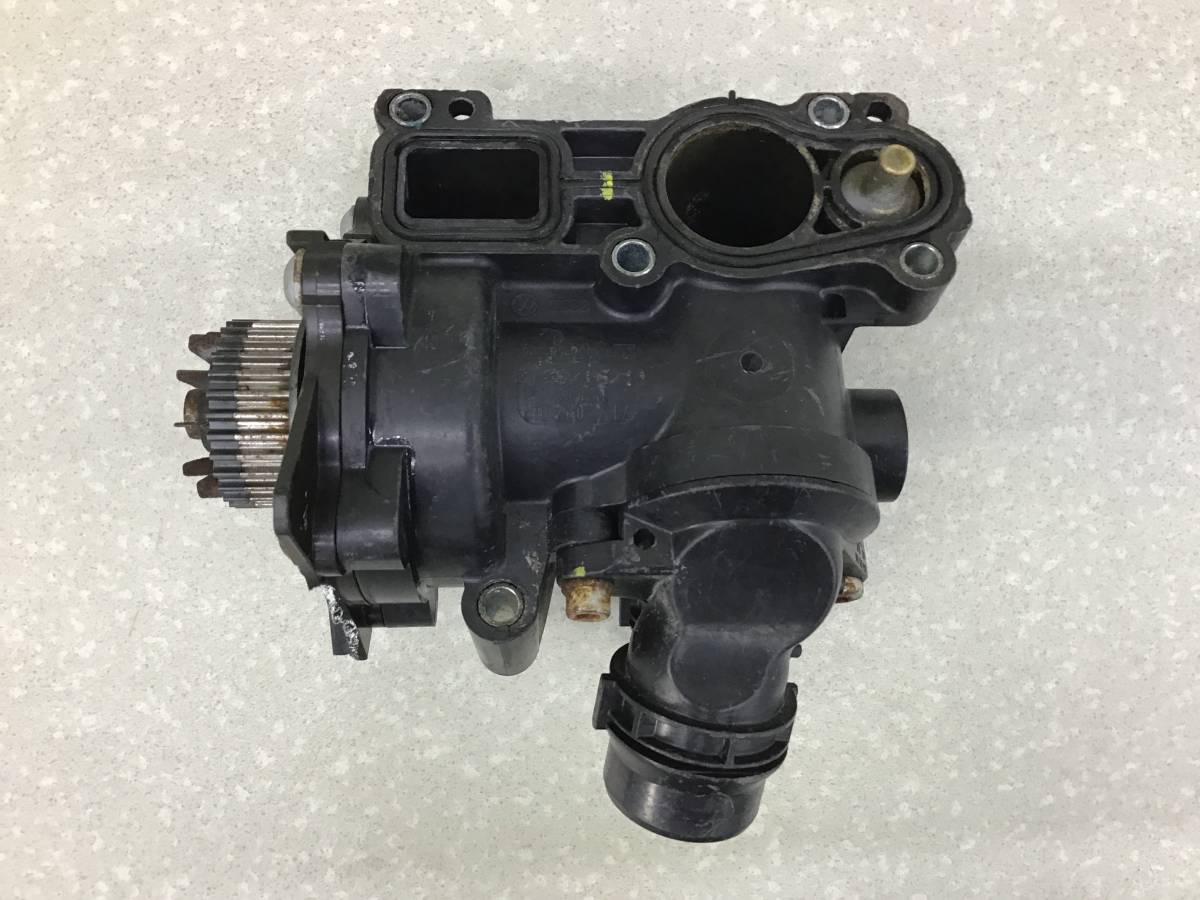 Насос водяной (помпа) Volkswagen Passat B7 2011-2015 Насос водяной (помпа) Volkswagen Passat B7 2011-2015