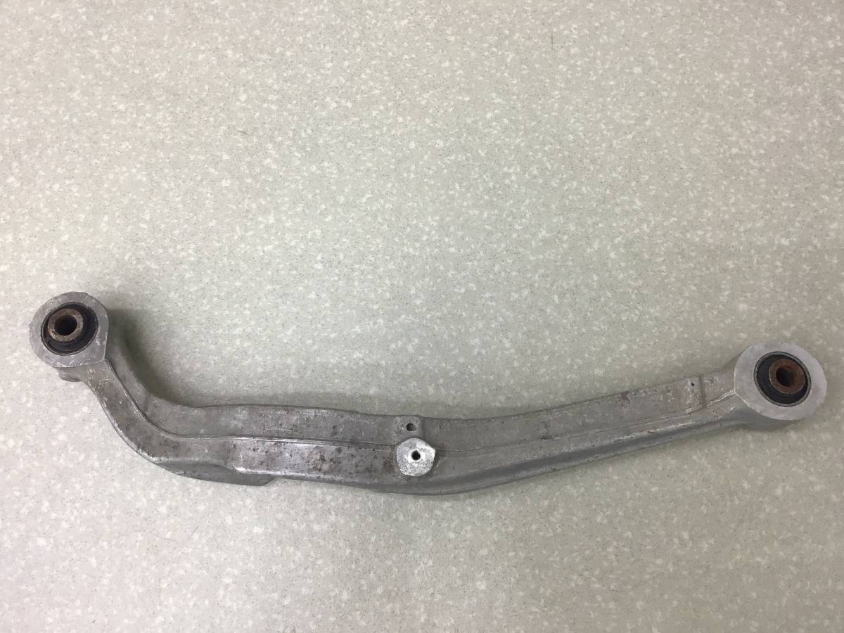 Рычаг задний поперечный Nissan Qashqai (J10) 2006-2013 Рычаг задний поперечный Nissan Qashqai (J10) 2006-2013