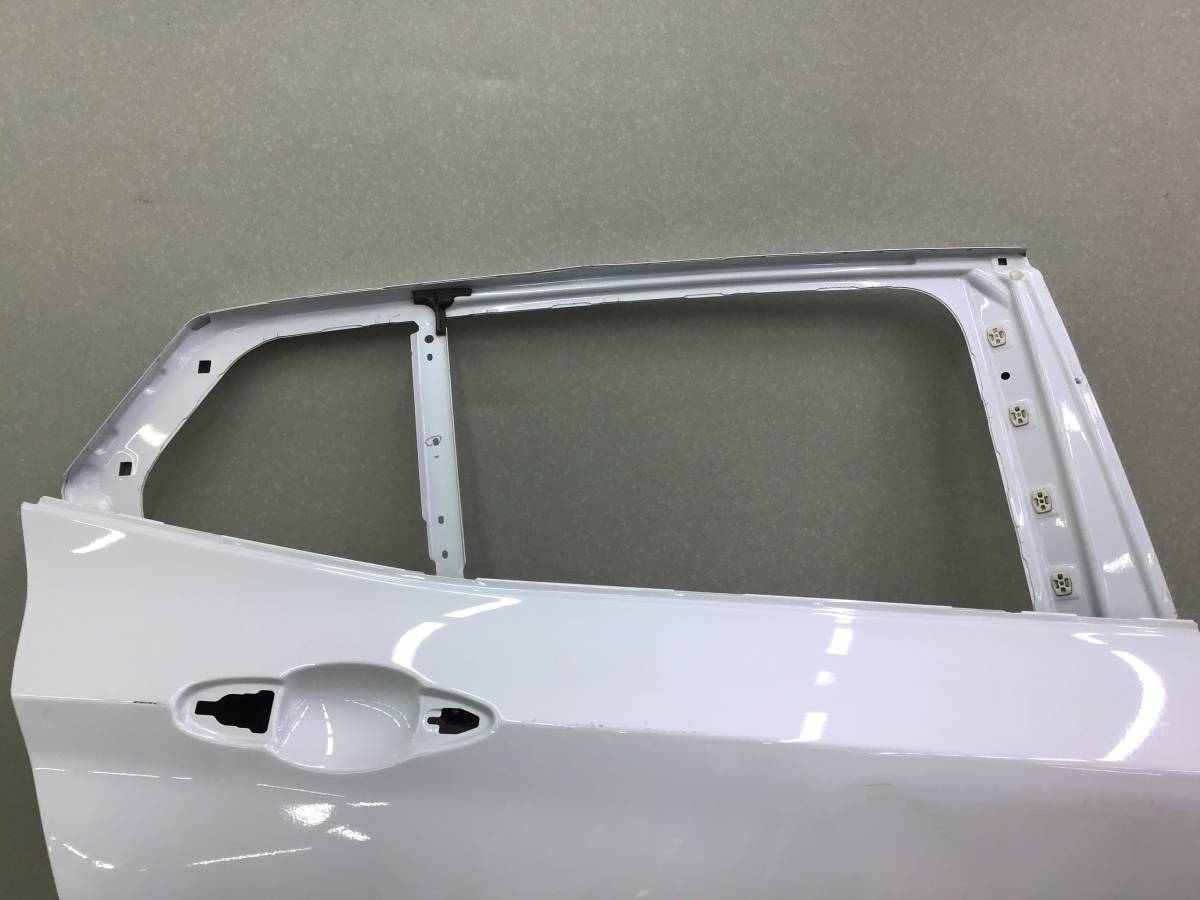Дверь задняя правая BMW X2 (F39) 2018> Дверь задняя правая BMW X2 (F39) 2018>