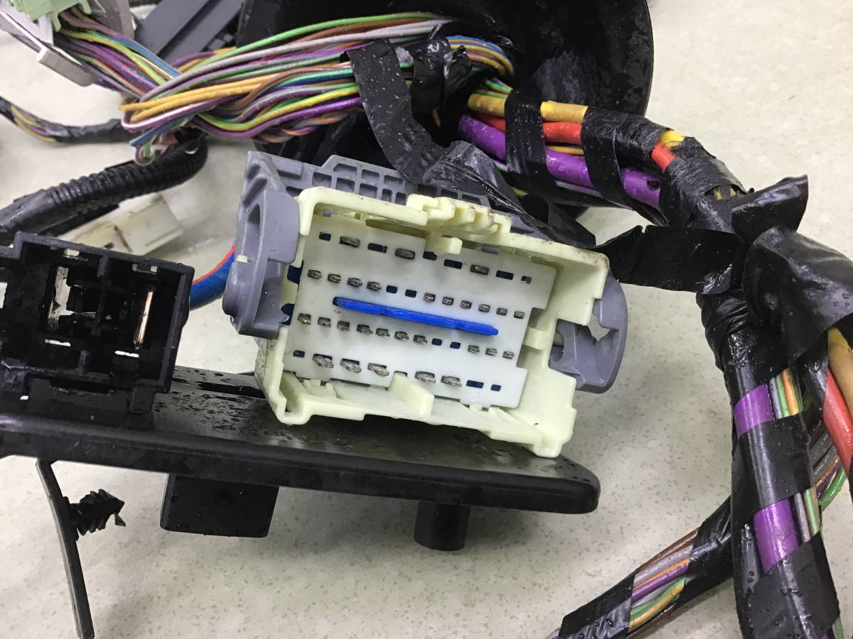 Проводка (коса) Ford Focus 3 (CB8) 2011-2019 Проводка (коса) Ford Focus 3 (CB8) 2011-2019