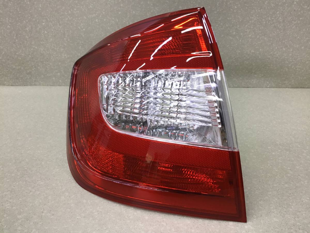 Фонарь задний левый Skoda Rapid 1 (NH3) 2012-2020