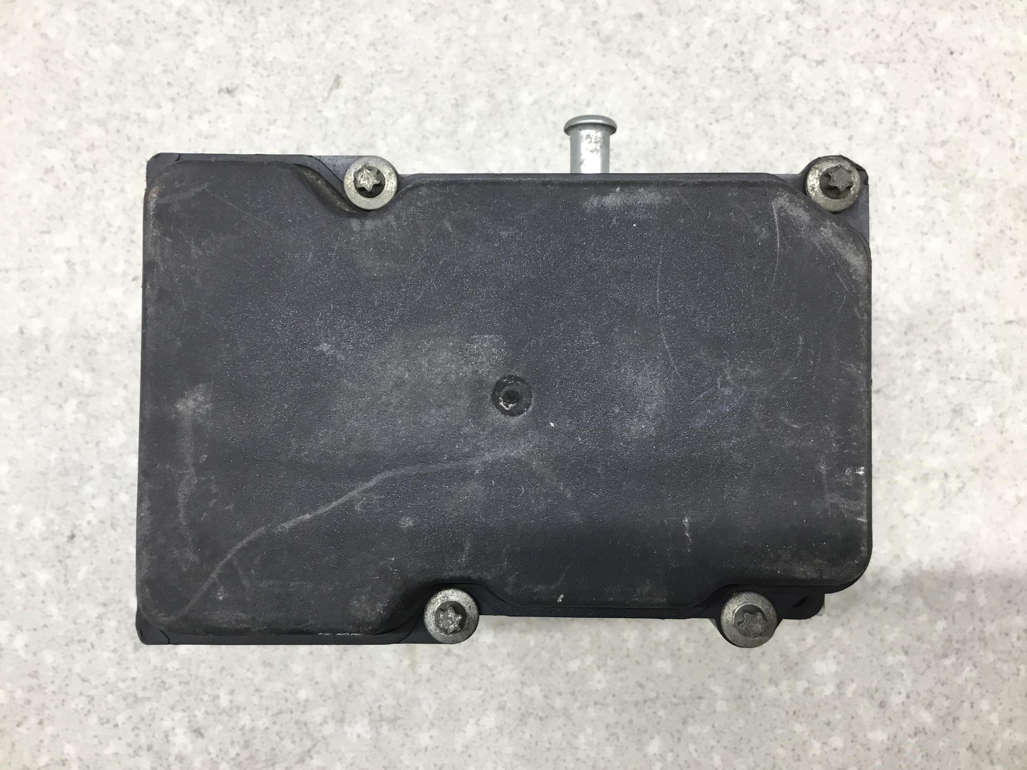 Блок ABS (насос) Subaru Legacy (B13) 2003-2009 Блок ABS (насос) Subaru Legacy (B13) 2003-2009