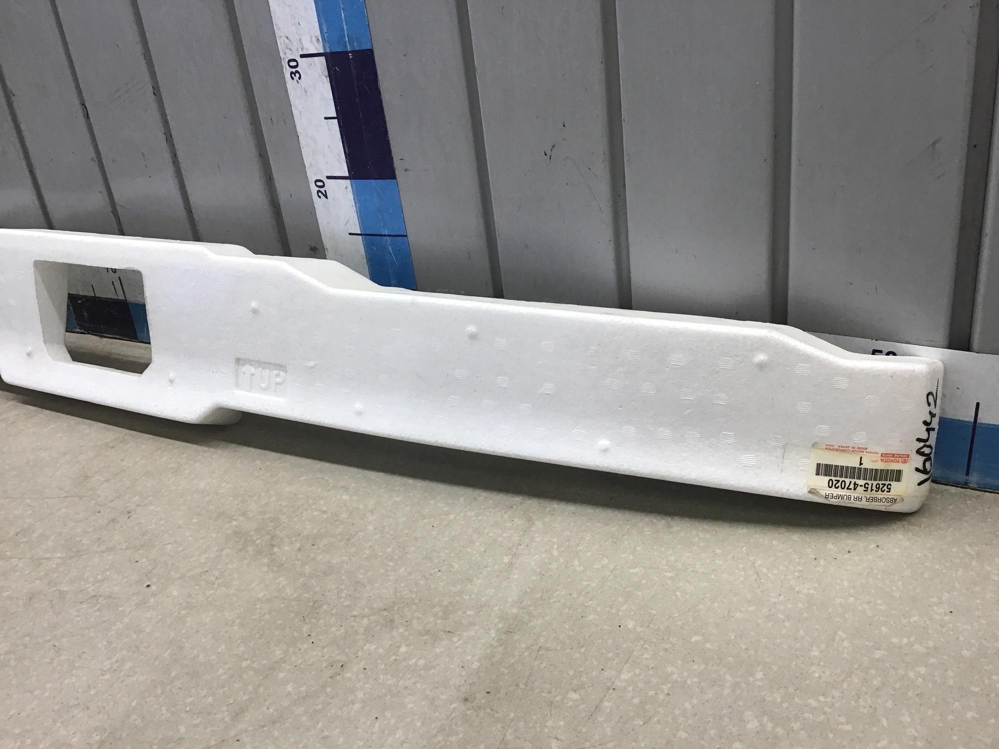 Наполнитель заднего бампера Toyota Prius (W20) 2003-2009 Наполнитель заднего бампера Toyota Prius (W20) 2003-2009