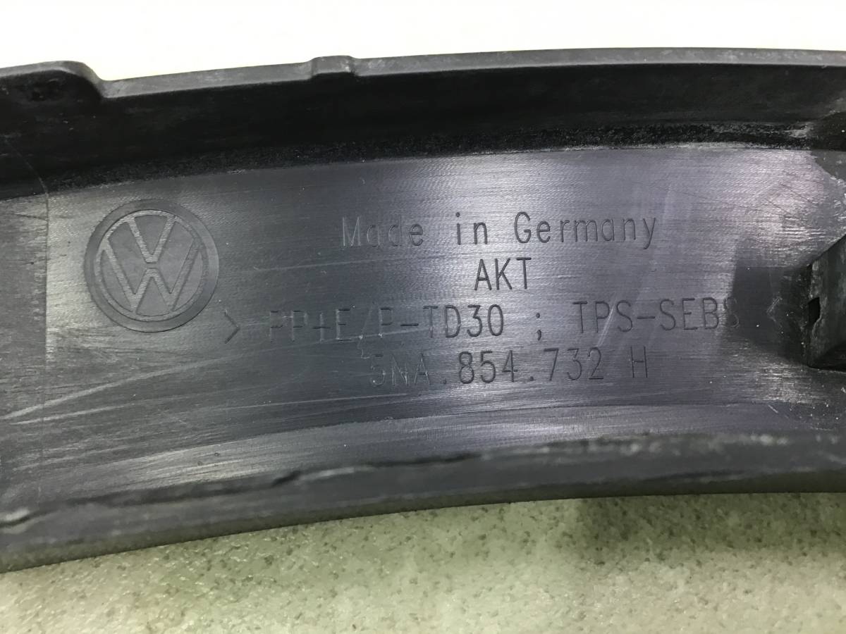 Накладка переднего крыла правого Volkswagen Tiguan (AD1) 2017> Накладка переднего крыла правого Volkswagen Tiguan (AD1) 2017>
