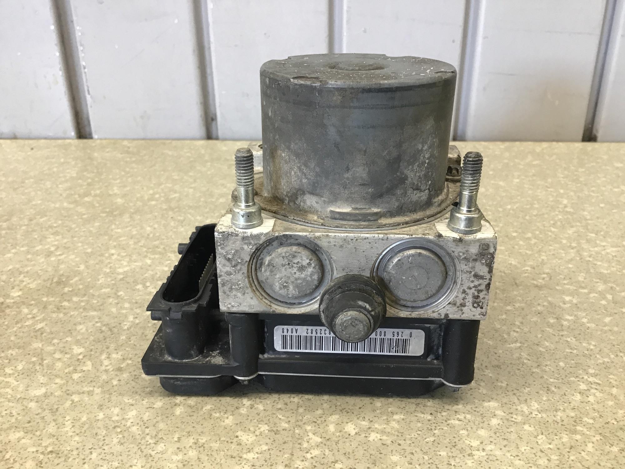 Блок ABS (насос), Nissan Micra (K12E) 2002-2010 Блок ABS (насос), Nissan Micra (K12E) 2002-2010