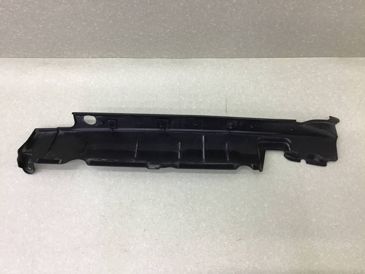 Накладка (кузов внутри) Lexus LX450D /570 (VDJ201) 2015-2022 Накладка (кузов внутри) Lexus LX450D /570 (VDJ201) 2015-2022