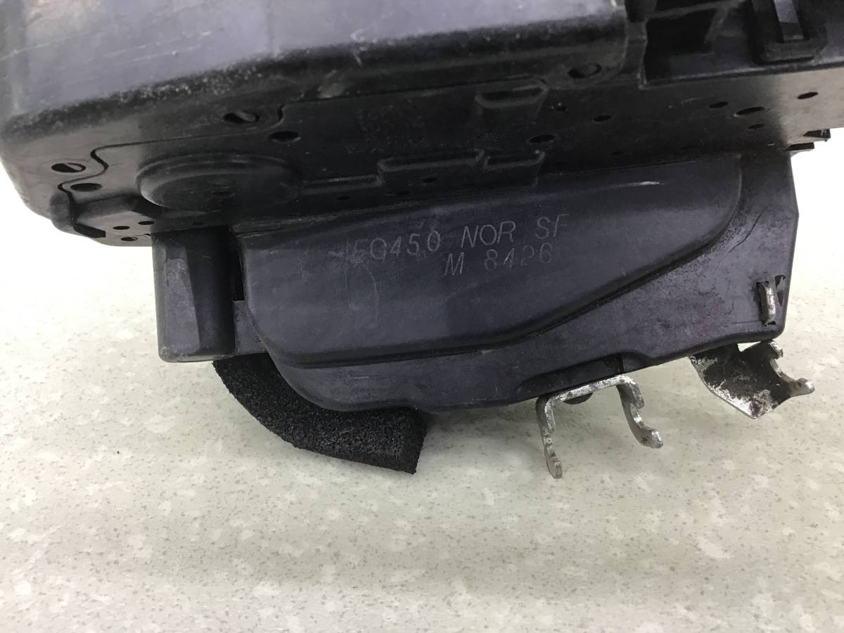 Замок двери задней правой Infiniti EX/QX50 (J50) 2008-2017 Замок двери задней правой Infiniti EX/QX50 (J50) 2008-2017