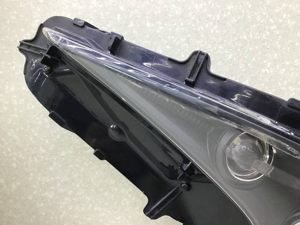 Фара противотуманная левая Lexus LX450D /570 (VDJ201) 2015-2022 Фара противотуманная левая Lexus LX450D /570 (VDJ201) 2015-2022