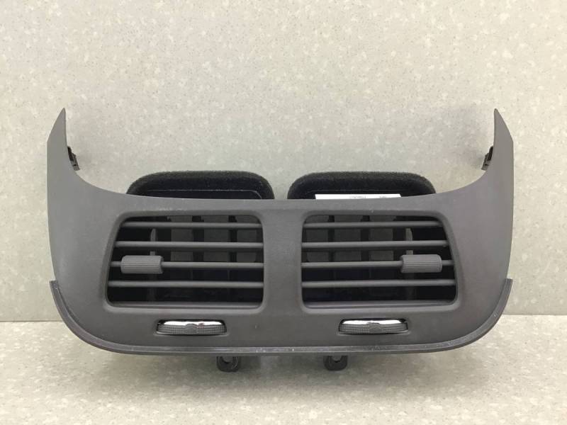 Дефлектор воздушный Chevrolet Cobalt (T250) 2011-2015 Дефлектор воздушный Chevrolet Cobalt (T250) 2011-2015