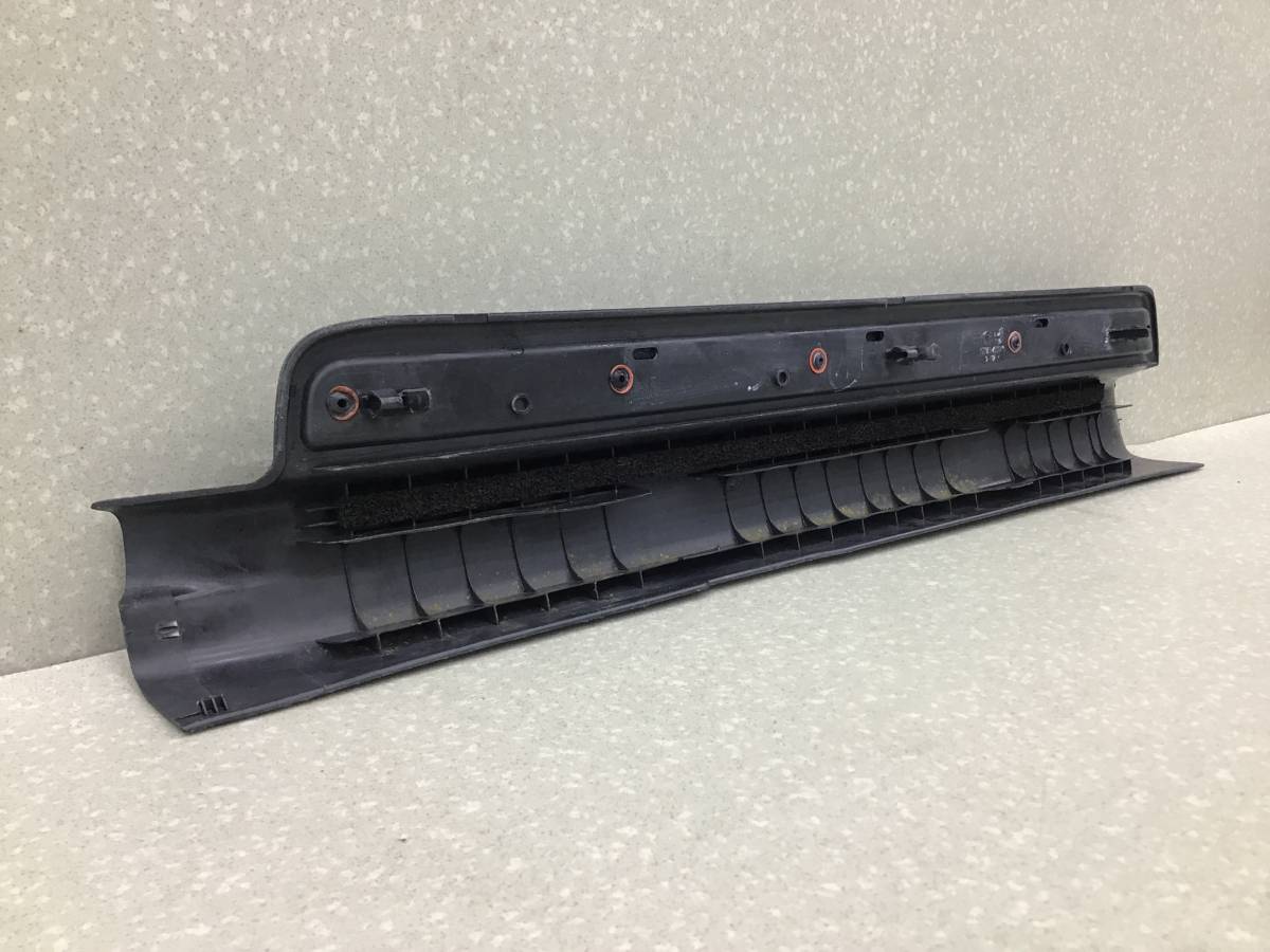 Накладка порога (внутренняя) Toyota Avensis (T250) 2003-2009 Накладка порога (внутренняя) Toyota Avensis (T250) 2003-2009