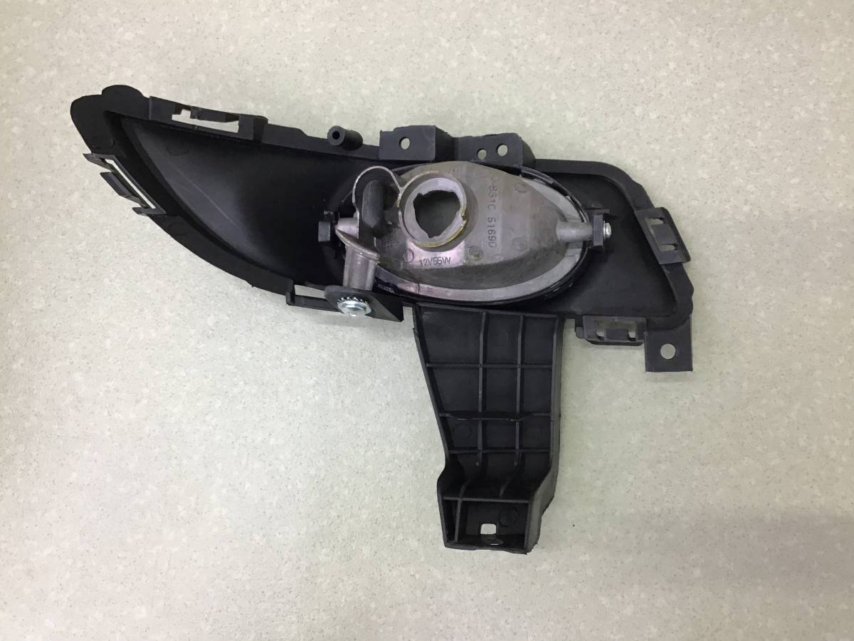 Фара противотуманная левая Mazda 3 (BK) 2002-2009 Фара противотуманная левая Mazda 3 (BK) 2002-2009