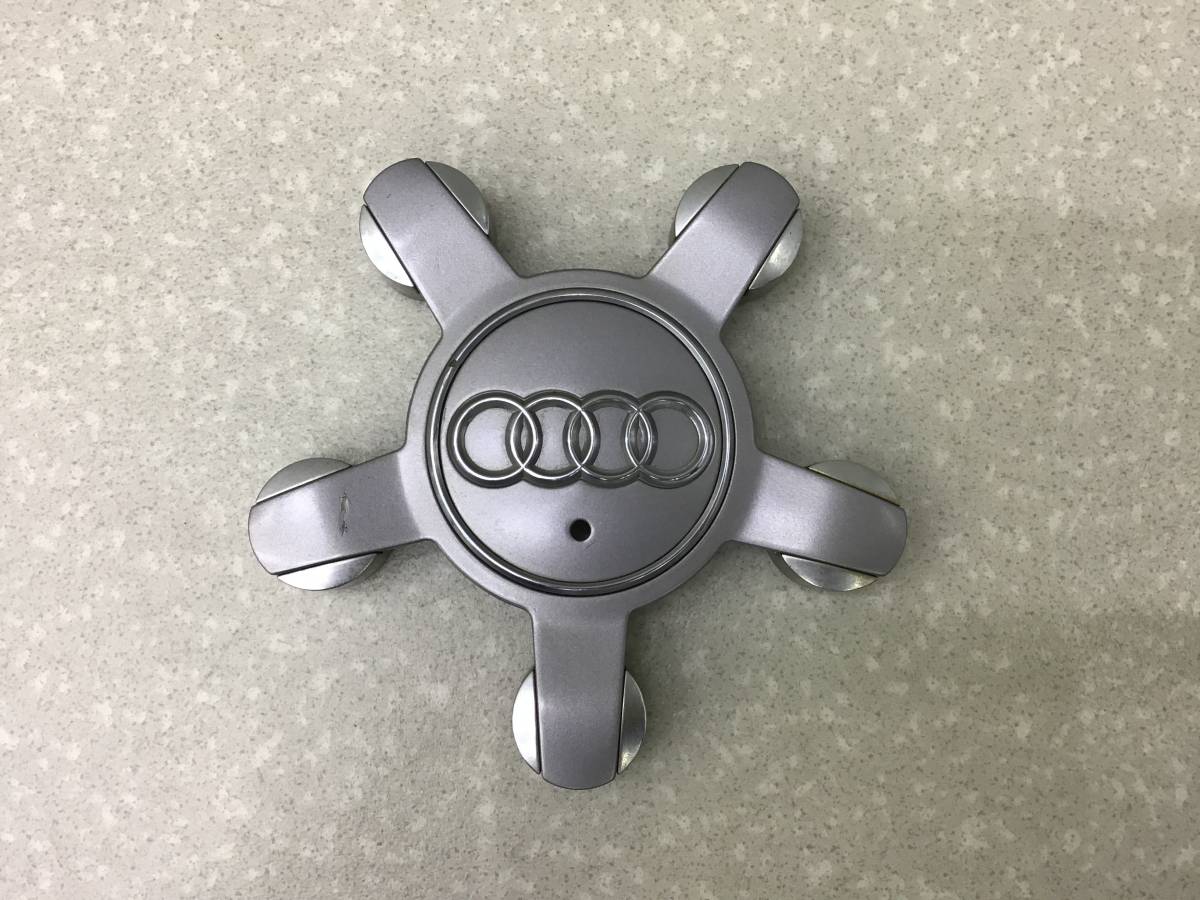 Колпак декоративный Audi A3 (8V) 2013> Колпак декоративный Audi A3 (8V) 2013>