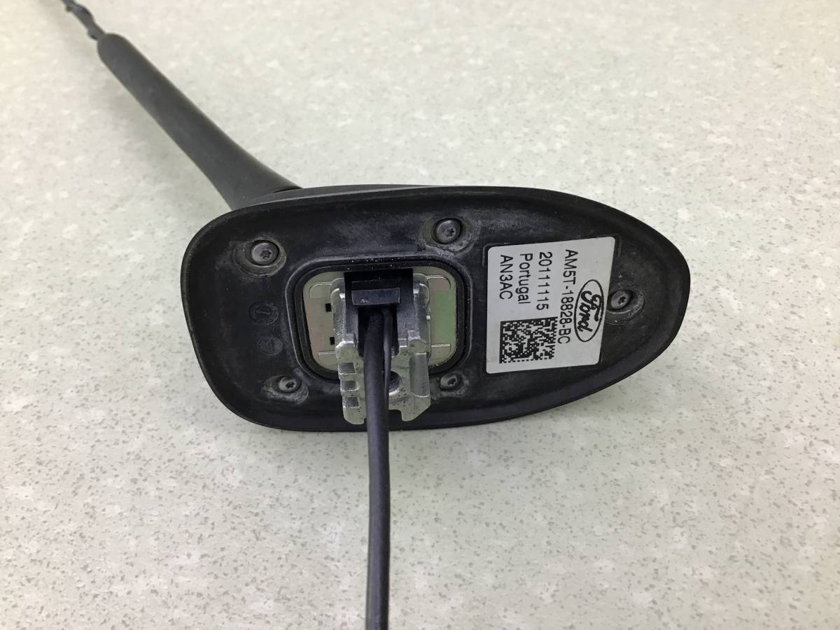Антенна Ford Focus 3 (CB8) 2011-2019 Антенна Ford Focus 3 (CB8) 2011-2019