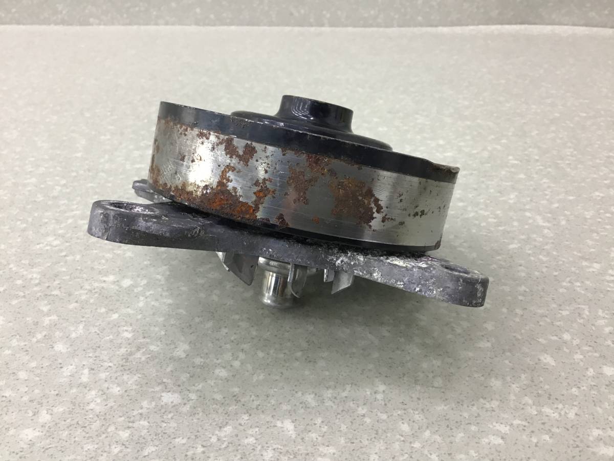 Насос водяной (помпа) Toyota Rav 4 (A40) 2013> Насос водяной (помпа) Toyota Rav 4 (A40) 2013>