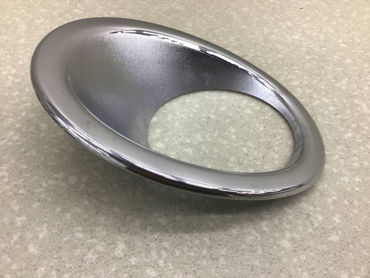 Рамка противотуманной фары правой Honda CR-V 2002-2006 Рамка противотуманной фары правой Honda CR-V 2002-2006