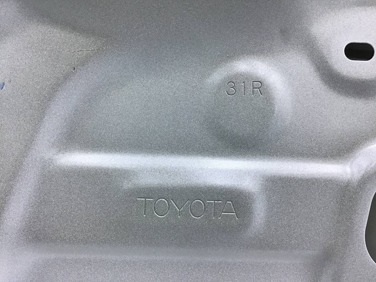 Дверь передняя правая Toyota Rav 4 (XA50) 2018>