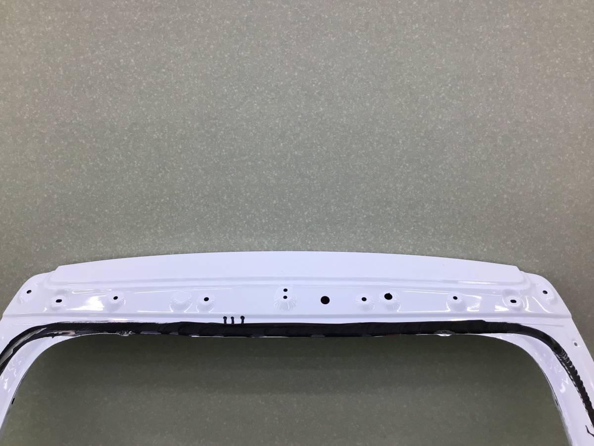 Дверь багажника Geely Coolray SX11 2018> Дверь багажника Geely Coolray SX11 2018>